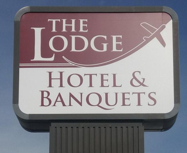 The Lodge Hotel And Banquets 브릿지턴 외부 사진